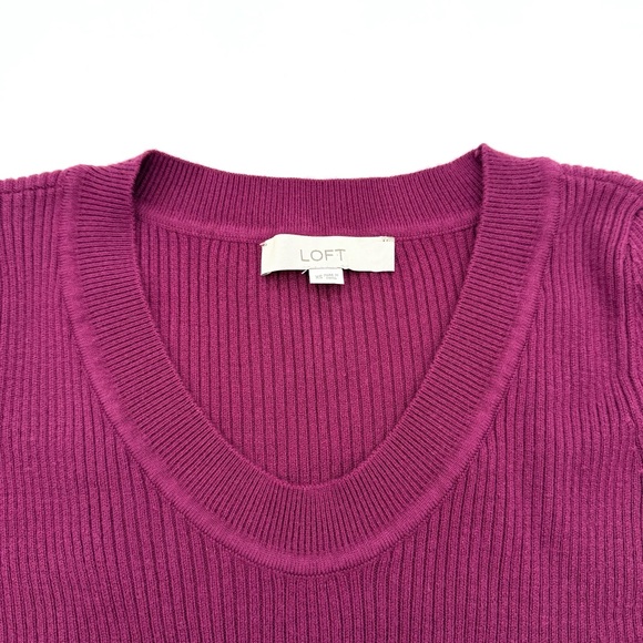 LOFT Womens Ribbed Puff Sleeve Sweater Size XS Shirt Plum Knit Top Cute - Picture 4 of 6